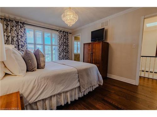 30-3125 Pinemeadow Drive, Burlington, ON - Indoor Photo Showing Bedroom
