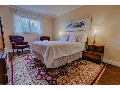 30-3125 Pinemeadow Drive, Burlington, ON - Indoor Photo Showing Bedroom
