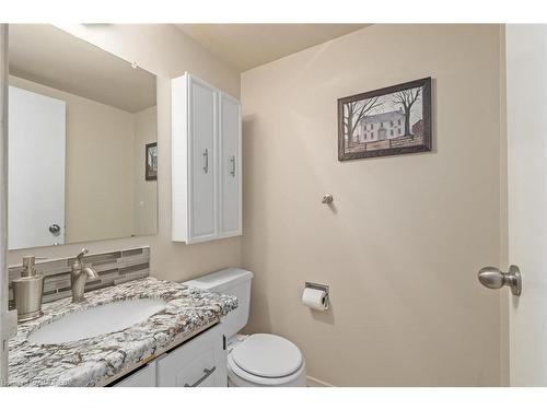 802-81 Millside Drive, Milton, ON - Indoor Photo Showing Bathroom