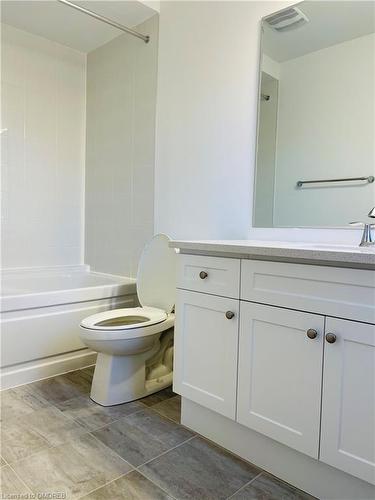 1354 Ripplewood Avenue, Oakville, ON - Indoor Photo Showing Bathroom