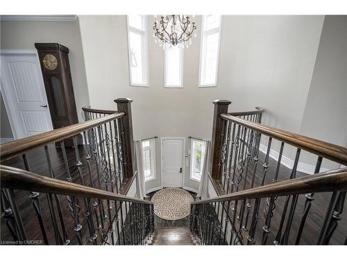 100 Chesswood Trail, Flamborough, ON - Indoor Photo Showing Other Room