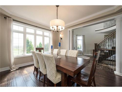 100 Chesswood Trail, Flamborough, ON - Indoor Photo Showing Dining Room