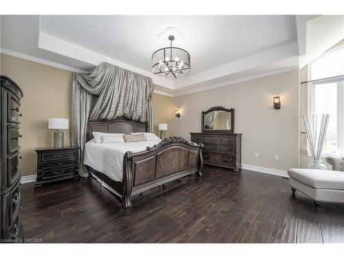 100 Chesswood Trail, Flamborough, ON - Indoor Photo Showing Bedroom