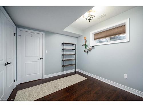 100 Chesswood Trail, Flamborough, ON - Indoor Photo Showing Other Room