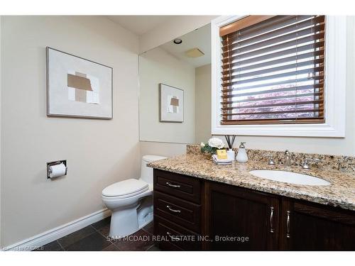 3240 River Road, Haldimand, ON - Indoor Photo Showing Bathroom