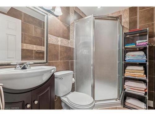 3685 Golden Locust Drive, Mississauga, ON - Indoor Photo Showing Bathroom