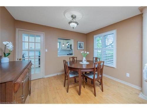 28 Gardiner Drive, Georgetown, ON - Indoor Photo Showing Dining Room