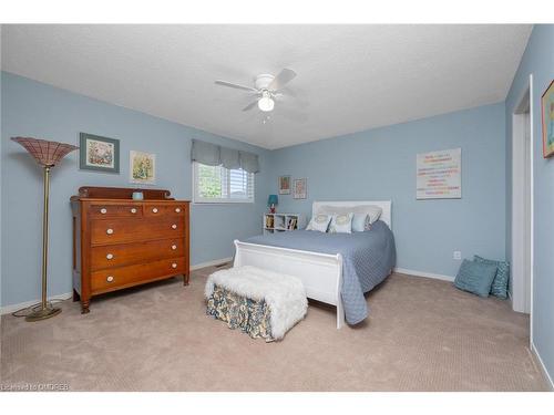 28 Gardiner Drive, Georgetown, ON - Indoor Photo Showing Bedroom
