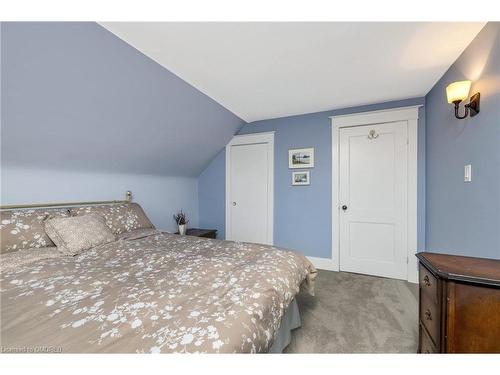 332 Woodward Avenue, Milton, ON - Indoor Photo Showing Bedroom