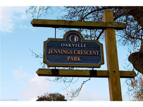 251 Jennings Crescent, Oakville, ON - Outdoor