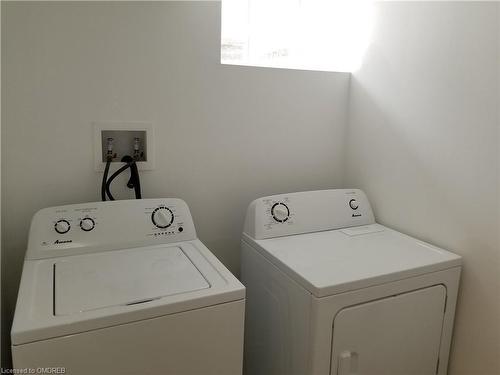 269 Montmorency Drive, Hamilton, ON - Indoor Photo Showing Laundry Room