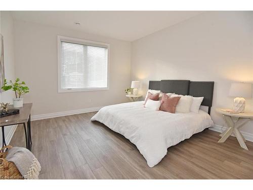 403 Breakwater Boulevard, Port Stanley, ON - Indoor Photo Showing Bedroom