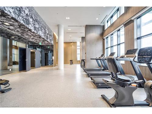 435-405 Dundas Street W, Oakville, ON - Indoor Photo Showing Gym Room