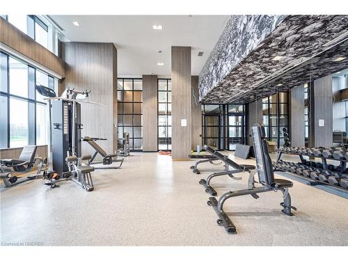 435-405 Dundas Street W, Oakville, ON - Indoor Photo Showing Gym Room