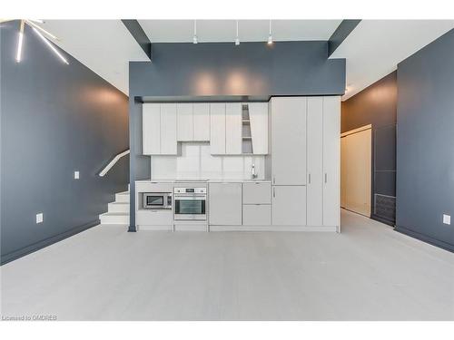 6010-3883 Quartz Road, Mississauga, ON -  Photo Showing Other Room
