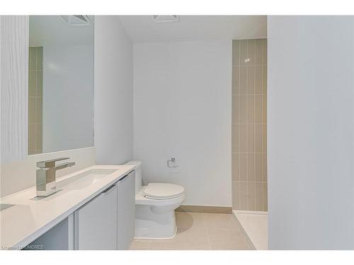 6010-3883 Quartz Road, Mississauga, ON - Indoor Photo Showing Bathroom