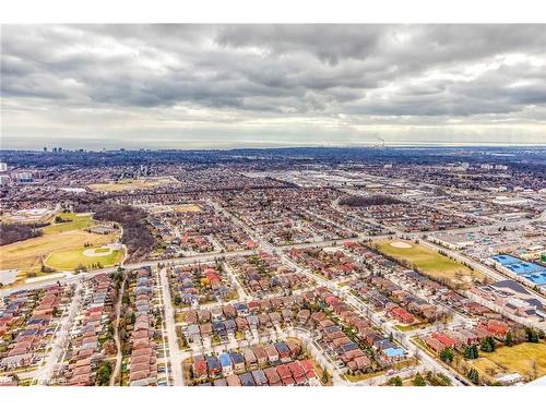 6010-3883 Quartz Road, Mississauga, ON - Outdoor With View