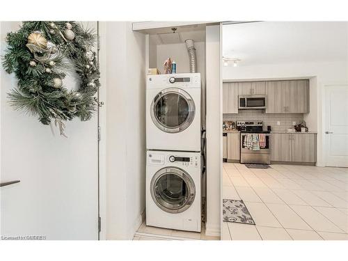 511-560 North Service Road, Grimsby, ON - Indoor Photo Showing Laundry Room