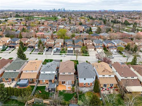 3923 Rushton Crescent, Mississauga, ON - Outdoor With View