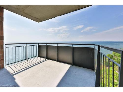 1805-5250 Lakeshore Road, Burlington, ON - Outdoor With Body Of Water With Balcony With Exterior