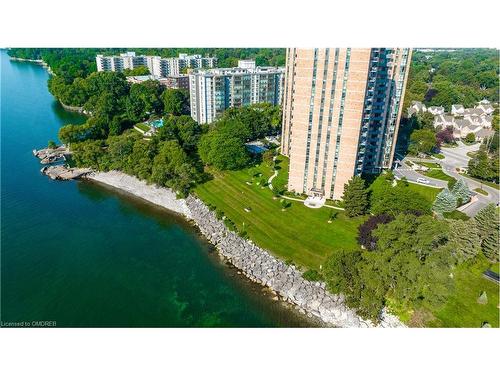 1805-5250 Lakeshore Road, Burlington, ON - Outdoor With Body Of Water