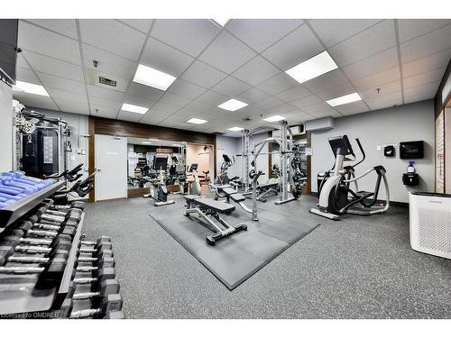 1805-5250 Lakeshore Road, Burlington, ON - Indoor Photo Showing Gym Room