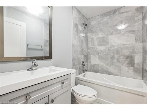 21 Philip Street, St. Catharines, ON - Indoor Photo Showing Bathroom