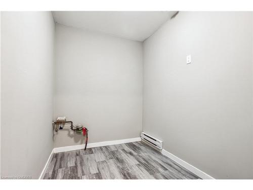 21 Philip Street, St. Catharines, ON - Indoor Photo Showing Other Room