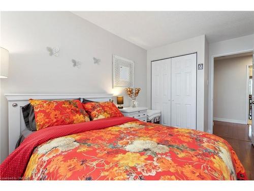 2904-1300 Islington Avenue, Toronto, ON - Indoor Photo Showing Bedroom