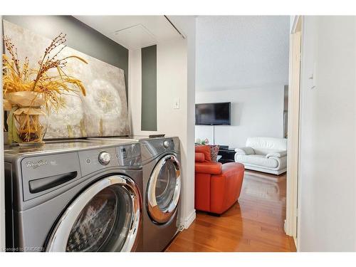 2904-1300 Islington Avenue, Toronto, ON - Indoor Photo Showing Laundry Room