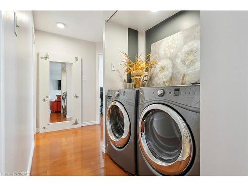 2904-1300 Islington Avenue, Toronto, ON - Indoor Photo Showing Laundry Room