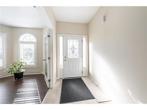 55 Mckibbon Avenue, Hamilton, ON - Indoor Photo Showing Other Room