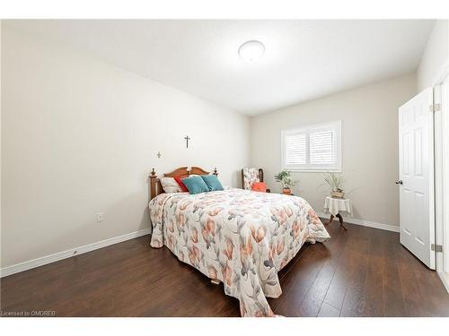 55 Mckibbon Avenue, Hamilton, ON - Indoor Photo Showing Bedroom