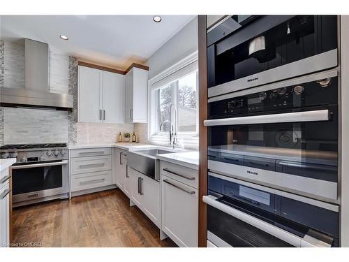 4169 Lakeshore Road, Burlington, ON - Indoor Photo Showing Kitchen With Upgraded Kitchen