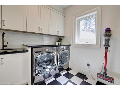 4169 Lakeshore Road, Burlington, ON - Indoor Photo Showing Laundry Room