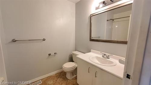 913 Uxbridge Crescent, Kingston, ON - Indoor Photo Showing Bathroom