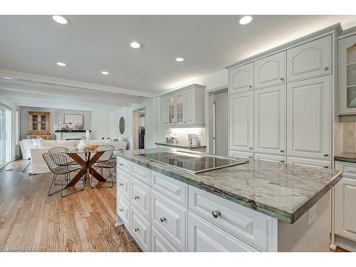 2241 Chancery Lane W, Oakville, ON - Indoor Photo Showing Kitchen