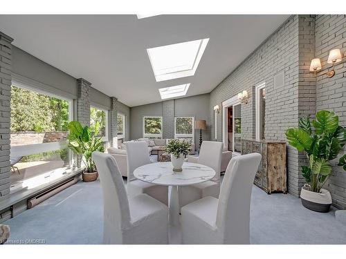 2241 Chancery Lane W, Oakville, ON - Indoor Photo Showing Dining Room