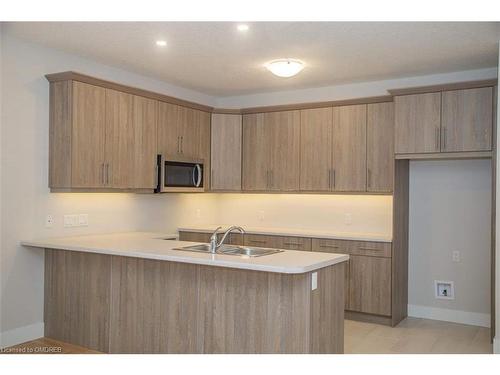 2060 Evans Boulevard, London, ON - Indoor Photo Showing Kitchen With Double Sink