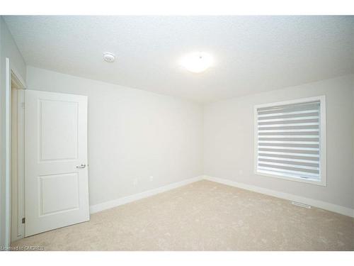 2060 Evans Boulevard, London, ON - Indoor Photo Showing Other Room