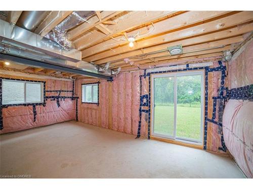 2060 Evans Boulevard, London, ON - Indoor Photo Showing Basement