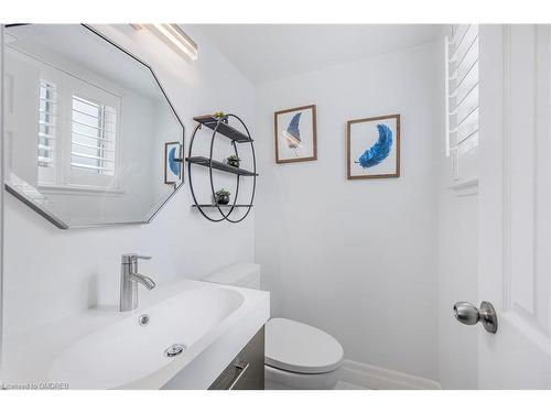 52 Farmington Drive, Brampton, ON - Indoor Photo Showing Bathroom