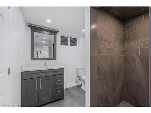 52 Farmington Drive, Brampton, ON - Indoor Photo Showing Bathroom