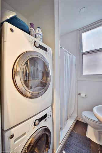 8 Nightingale Street, Hamilton, ON - Indoor Photo Showing Laundry Room