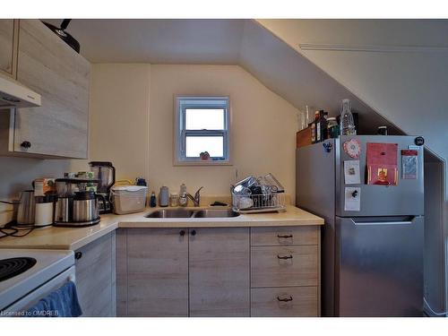 8 Nightingale Street, Hamilton, ON - Indoor Photo Showing Kitchen With Double Sink