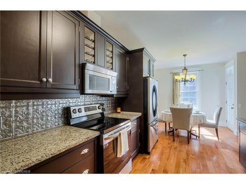 62 Mary Street, Niagara-On-The-Lake, ON - Indoor Photo Showing Kitchen