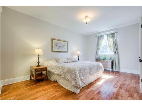 62 Mary Street, Niagara-On-The-Lake, ON - Indoor Photo Showing Bedroom