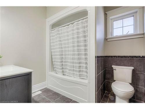 62 Mary Street, Niagara-On-The-Lake, ON - Indoor Photo Showing Bathroom