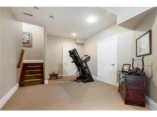 10125 Pineview Trail, Milton, ON - Indoor Photo Showing Gym Room
