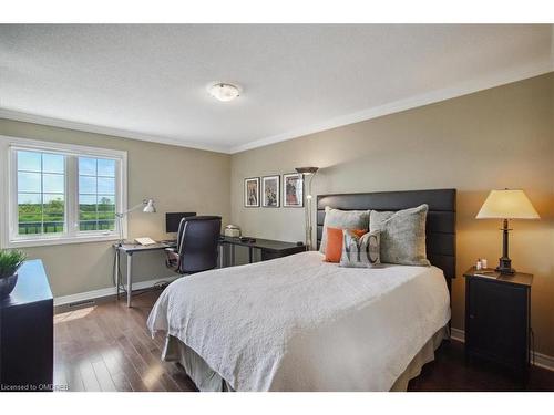 3352 Skipton Lane, Oakville, ON - Indoor Photo Showing Bedroom